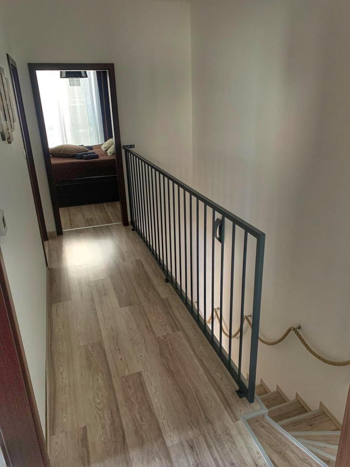 Modern 2 Bed House Near Bratislava With Parking Apartment Rovinka Bagian luar foto